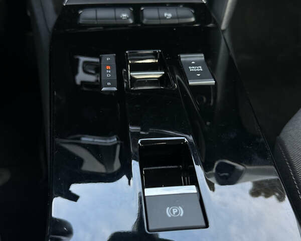 Черный Опель Mokka-e, объемом двигателя 0 л и пробегом 83 тыс. км за 15900 $, фото 37 на Automoto.ua