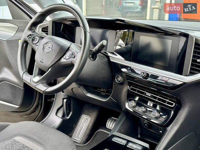 Черный Опель Mokka-e, объемом двигателя 0 л и пробегом 83 тыс. км за 15500 $, фото 62 на Automoto.ua