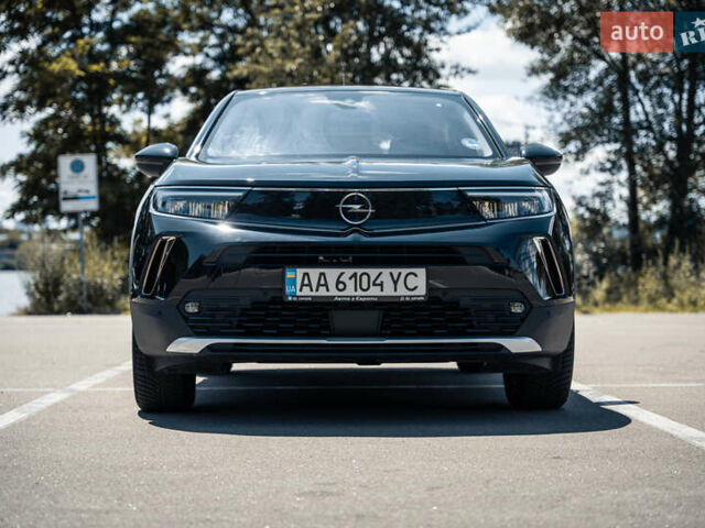 Черный Опель Mokka-e, объемом двигателя 0 л и пробегом 29 тыс. км за 16799 $, фото 1 на Automoto.ua