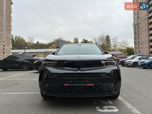 Опель Mokka-e 2023 у Києві на Automoto.ua Чорний Опель Mokka-e, об'ємом двигуна 0 л та пробігом 11 тис. км за 18800 $, фото 2 на Automoto.ua