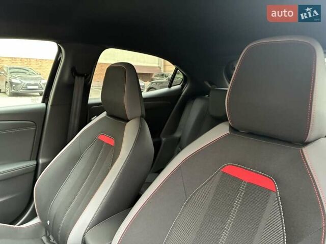 Опель Mokka-e 2023 у Києві на Automoto.ua Чорний Опель Mokka-e, об'ємом двигуна 0 л та пробігом 11 тис. км за 18800 $, фото 58 на Automoto.ua