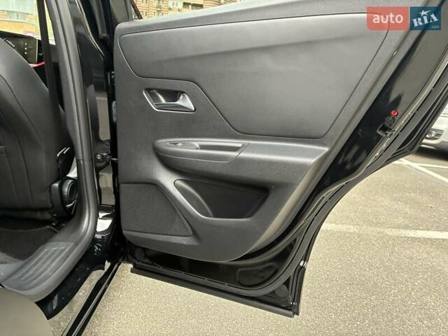 Опель Mokka-e 2023 у Києві на Automoto.ua Чорний Опель Mokka-e, об'ємом двигуна 0 л та пробігом 11 тис. км за 18800 $, фото 39 на Automoto.ua