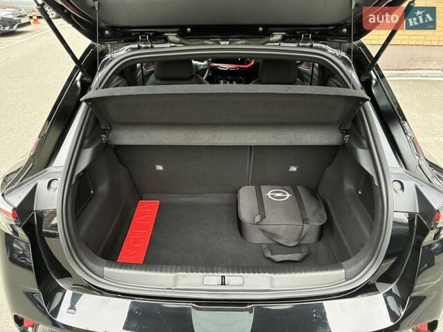 Опель Mokka-e 2023 у Києві на Automoto.ua Чорний Опель Mokka-e, об'ємом двигуна 0 л та пробігом 11 тис. км за 18800 $, фото 36 на Automoto.ua