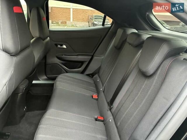 Опель Mokka-e 2023 у Києві на Automoto.ua Чорний Опель Mokka-e, об'ємом двигуна 0 л та пробігом 11 тис. км за 18800 $, фото 44 на Automoto.ua