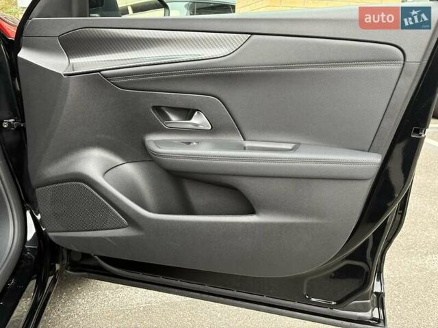 Опель Mokka-e 2023 у Києві на Automoto.ua Чорний Опель Mokka-e, об'ємом двигуна 0 л та пробігом 11 тис. км за 18800 $, фото 48 на Automoto.ua