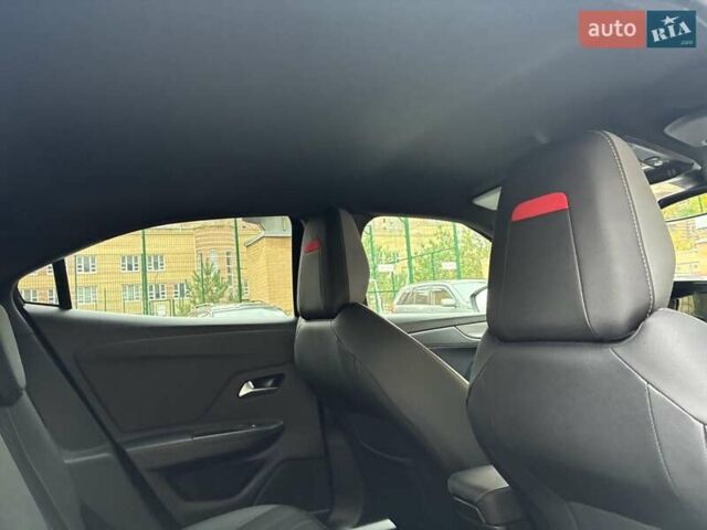 Опель Mokka-e 2023 у Києві на Automoto.ua Чорний Опель Mokka-e, об'ємом двигуна 0 л та пробігом 11 тис. км за 18800 $, фото 42 на Automoto.ua