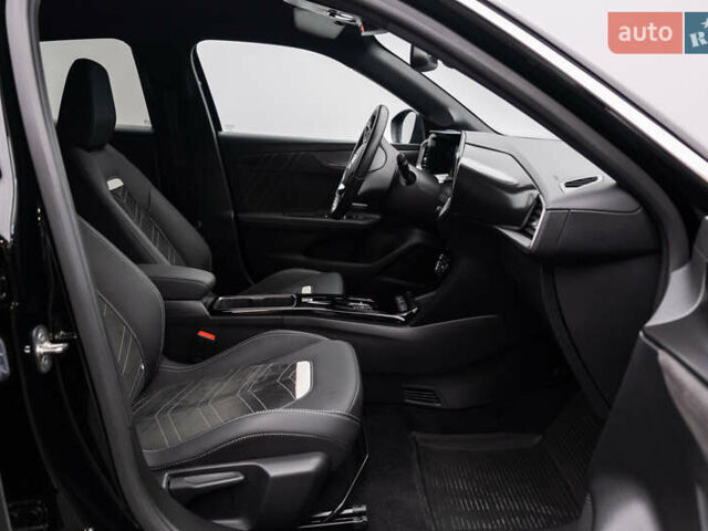 Черный Опель Mokka-e, объемом двигателя 0 л и пробегом 8 тыс. км за 25909 $, фото 5 на Automoto.ua