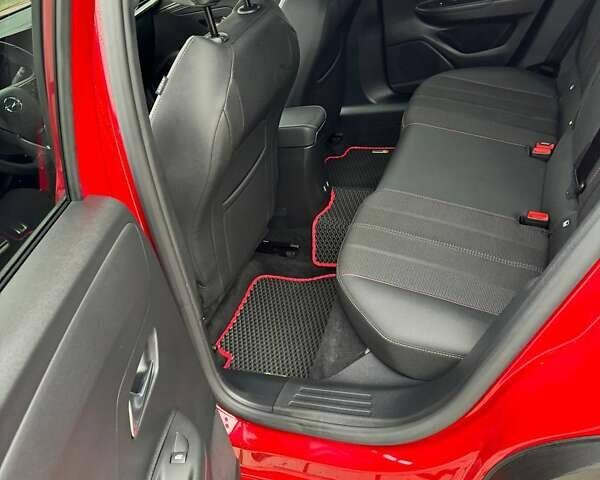 Красный Опель Mokka-e, объемом двигателя 0 л и пробегом 36 тыс. км за 20219 $, фото 12 на Automoto.ua