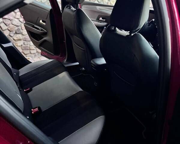 Красный Опель Mokka-e, объемом двигателя 0 л и пробегом 25 тыс. км за 19881 $, фото 7 на Automoto.ua