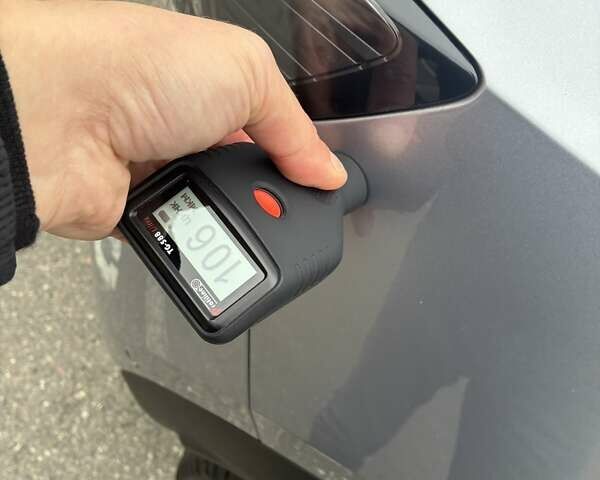 Серый Опель Mokka-e, объемом двигателя 0 л и пробегом 39 тыс. км за 18500 $, фото 124 на Automoto.ua