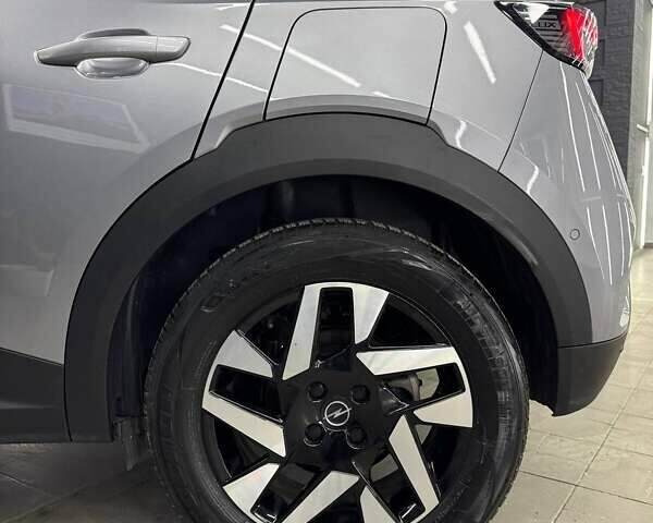 Серый Опель Mokka-e, объемом двигателя 0 л и пробегом 72 тыс. км за 16800 $, фото 16 на Automoto.ua