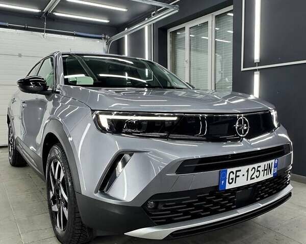 Серый Опель Mokka-e, объемом двигателя 0 л и пробегом 72 тыс. км за 16800 $, фото 2 на Automoto.ua