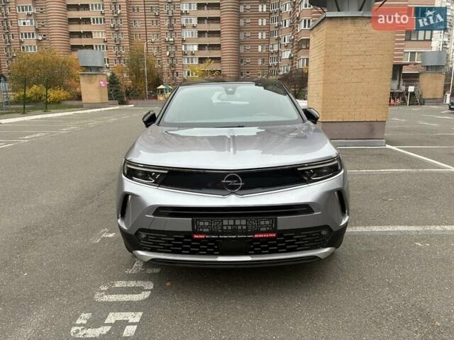 Серый Опель Mokka-e, объемом двигателя 0 л и пробегом 39 тыс. км за 18500 $, фото 2 на Automoto.ua