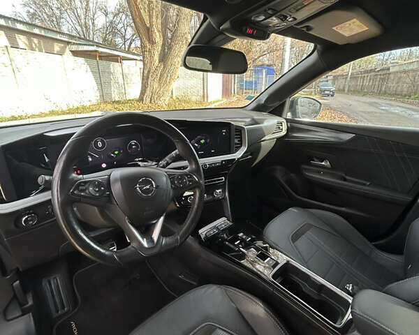 Сірий Опель Mokka-e, об'ємом двигуна 0 л та пробігом 69 тис. км за 16900 $, фото 14 на Automoto.ua