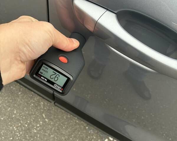 Серый Опель Mokka-e, объемом двигателя 0 л и пробегом 39 тыс. км за 18500 $, фото 119 на Automoto.ua