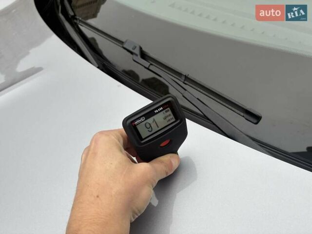 Серый Опель Mokka-e, объемом двигателя 0 л и пробегом 39 тыс. км за 18500 $, фото 110 на Automoto.ua