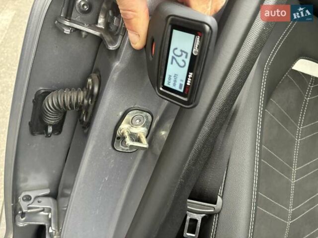 Серый Опель Mokka-e, объемом двигателя 0 л и пробегом 39 тыс. км за 18500 $, фото 149 на Automoto.ua