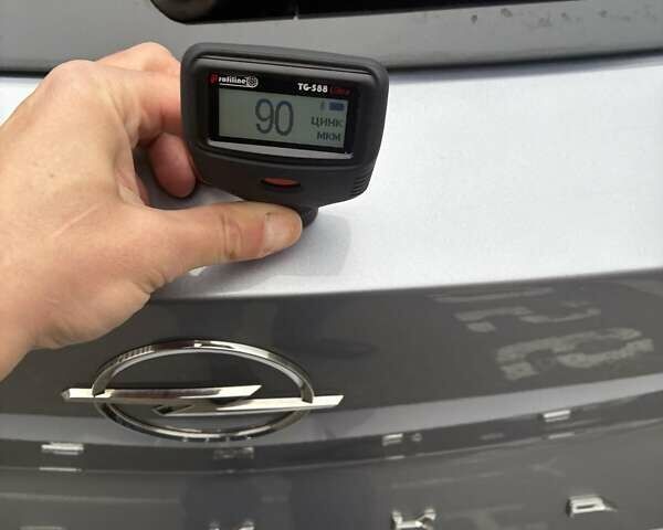 Серый Опель Mokka-e, объемом двигателя 0 л и пробегом 39 тыс. км за 18500 $, фото 126 на Automoto.ua