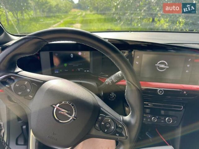 Серый Опель Mokka-e, объемом двигателя 0 л и пробегом 44 тыс. км за 16500 $, фото 7 на Automoto.ua
