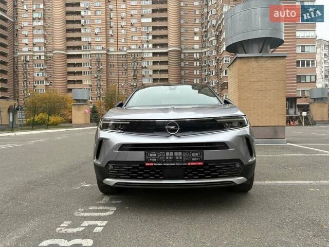 Серый Опель Mokka-e, объемом двигателя 0 л и пробегом 39 тыс. км за 18500 $, фото 3 на Automoto.ua