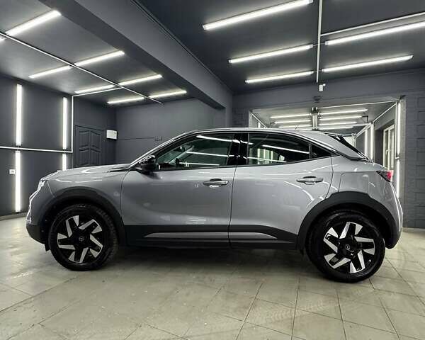 Серый Опель Mokka-e, объемом двигателя 0 л и пробегом 72 тыс. км за 16800 $, фото 8 на Automoto.ua