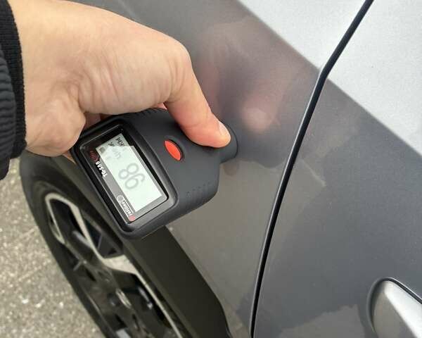 Серый Опель Mokka-e, объемом двигателя 0 л и пробегом 39 тыс. км за 18500 $, фото 123 на Automoto.ua