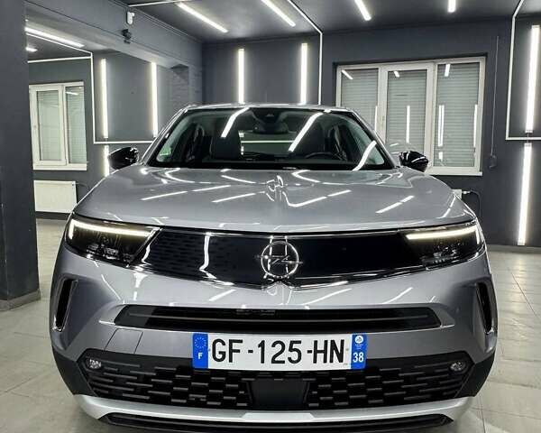 Серый Опель Mokka-e, объемом двигателя 0 л и пробегом 72 тыс. км за 16800 $, фото 7 на Automoto.ua