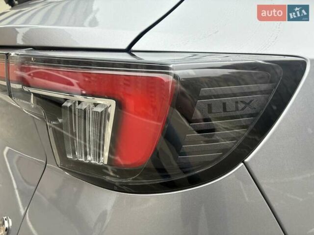 Серый Опель Mokka-e, объемом двигателя 0 л и пробегом 39 тыс. км за 18500 $, фото 25 на Automoto.ua