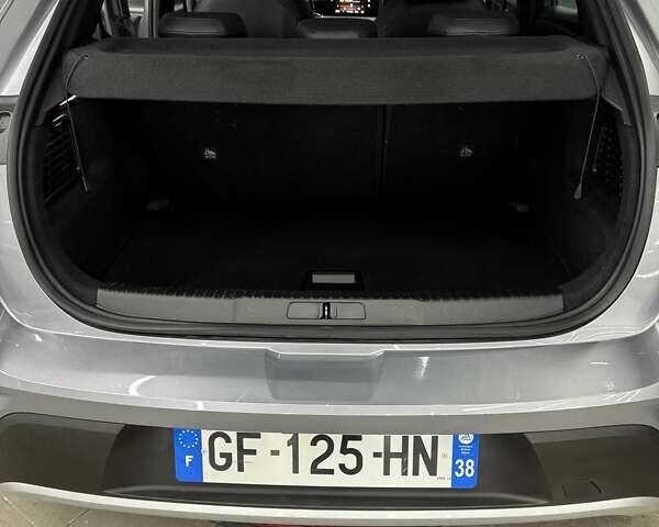 Серый Опель Mokka-e, объемом двигателя 0 л и пробегом 72 тыс. км за 16800 $, фото 27 на Automoto.ua