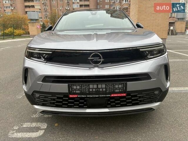 Серый Опель Mokka-e, объемом двигателя 0 л и пробегом 39 тыс. км за 18500 $, фото 4 на Automoto.ua