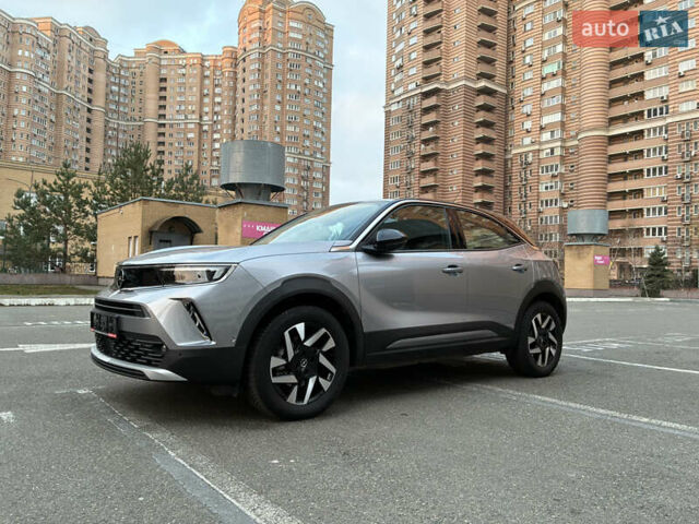 Серый Опель Mokka-e, объемом двигателя 0 л и пробегом 10 тыс. км за 18000 $, фото 24 на Automoto.ua