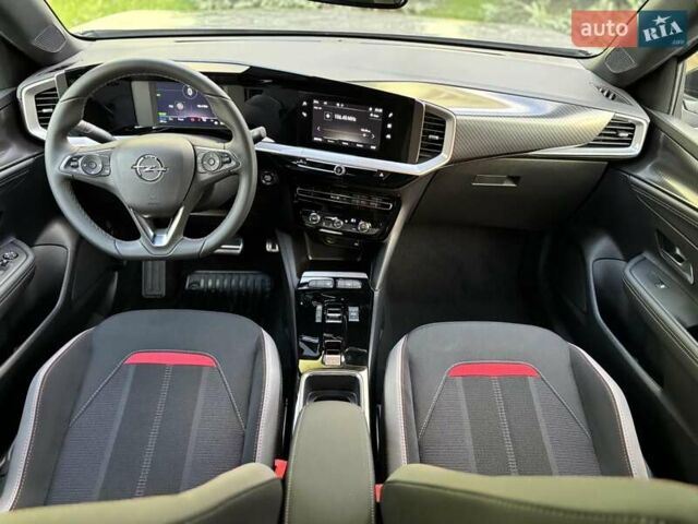 Сірий Опель Mokka-e, об'ємом двигуна 0 л та пробігом 1 тис. км за 21100 $, фото 11 на Automoto.ua