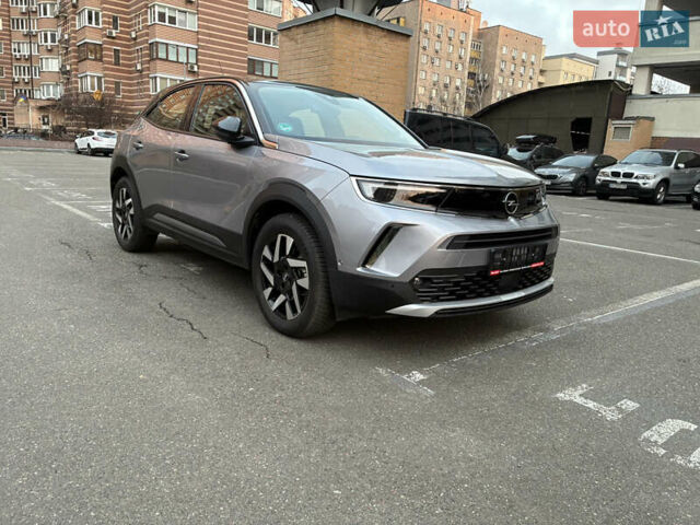 Серый Опель Mokka-e, объемом двигателя 0 л и пробегом 10 тыс. км за 18000 $, фото 5 на Automoto.ua
