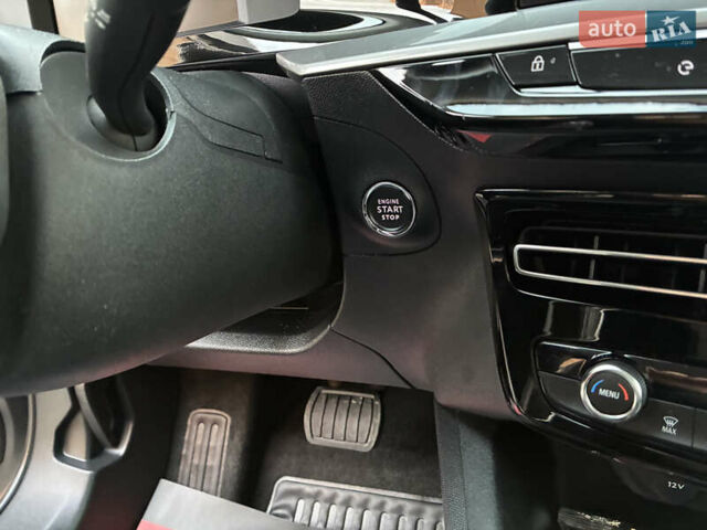 Серый Опель Mokka-e, объемом двигателя 0 л и пробегом 10 тыс. км за 18000 $, фото 61 на Automoto.ua