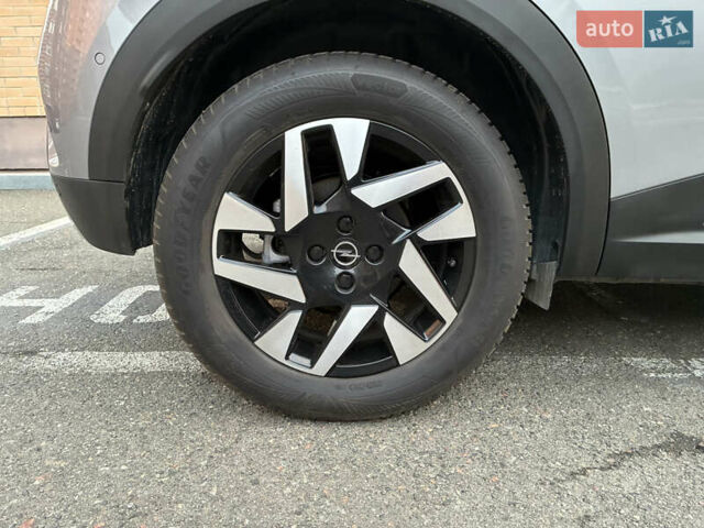 Серый Опель Mokka-e, объемом двигателя 0 л и пробегом 10 тыс. км за 18000 $, фото 31 на Automoto.ua