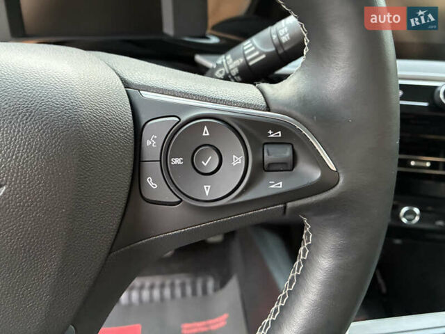 Серый Опель Mokka-e, объемом двигателя 0 л и пробегом 10 тыс. км за 18000 $, фото 59 на Automoto.ua