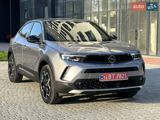 Сірий Опель Mokka-e, об'ємом двигуна 0 л та пробігом 4 тис. км за 22500 $, фото 20 на Automoto.ua