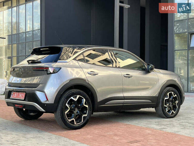 Сірий Опель Mokka-e, об'ємом двигуна 0 л та пробігом 4 тис. км за 22500 $, фото 7 на Automoto.ua