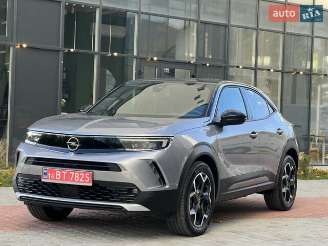 Сірий Опель Mokka-e, об'ємом двигуна 0 л та пробігом 4 тис. км за 22500 $, фото 25 на Automoto.ua