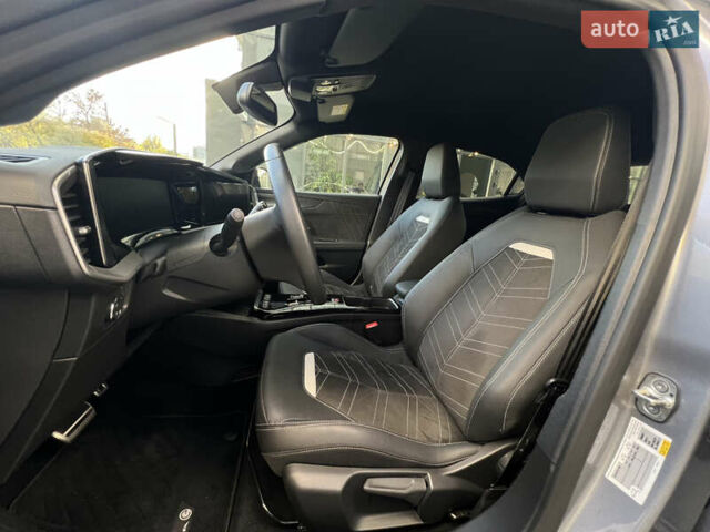 Сірий Опель Mokka-e, об'ємом двигуна 0 л та пробігом 4 тис. км за 22500 $, фото 43 на Automoto.ua