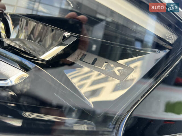 Сірий Опель Mokka-e, об'ємом двигуна 0 л та пробігом 4 тис. км за 22500 $, фото 11 на Automoto.ua