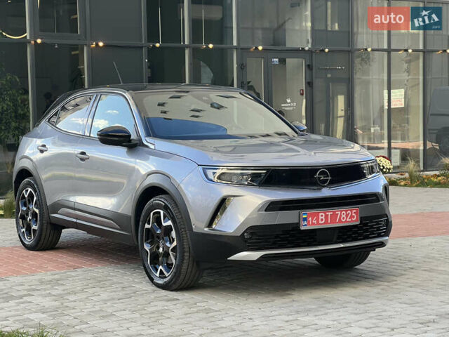 Сірий Опель Mokka-e, об'ємом двигуна 0 л та пробігом 4 тис. км за 22500 $, фото 32 на Automoto.ua