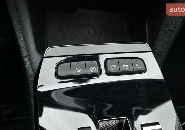 Зеленый Опель Mokka-e, объемом двигателя 0 л и пробегом 57 тыс. км за 15300 $, фото 22 на Automoto.ua