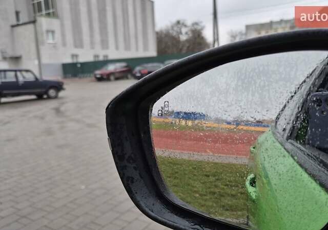 Зеленый Опель Mokka-e, объемом двигателя 0 л и пробегом 57 тыс. км за 15300 $, фото 24 на Automoto.ua