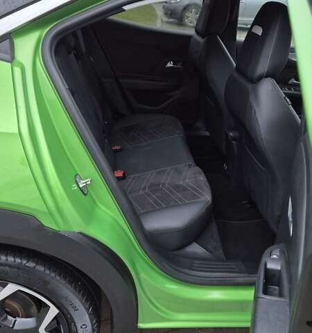 Зеленый Опель Mokka-e, объемом двигателя 0 л и пробегом 57 тыс. км за 15300 $, фото 18 на Automoto.ua