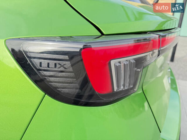 Зеленый Опель Mokka-e, объемом двигателя 0 л и пробегом 58 тыс. км за 17499 $, фото 31 на Automoto.ua