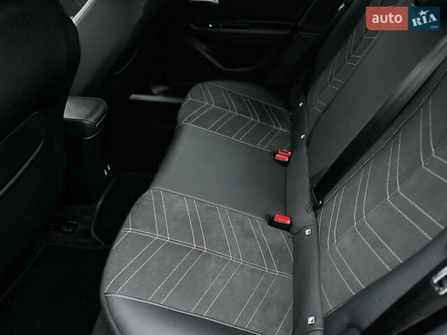 Зеленый Опель Mokka-e, объемом двигателя 0 л и пробегом 43 тыс. км за 17900 $, фото 27 на Automoto.ua