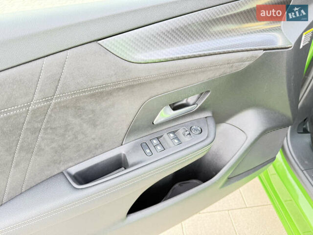 Зеленый Опель Mokka-e, объемом двигателя 0 л и пробегом 58 тыс. км за 17499 $, фото 13 на Automoto.ua