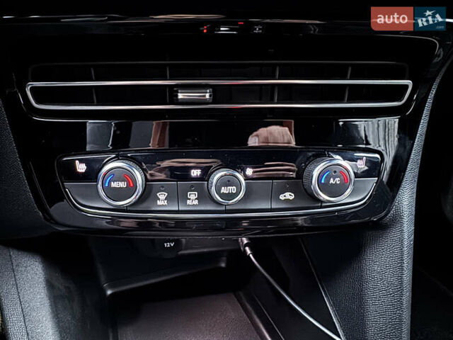 Зеленый Опель Mokka-e, объемом двигателя 0 л и пробегом 43 тыс. км за 17900 $, фото 43 на Automoto.ua