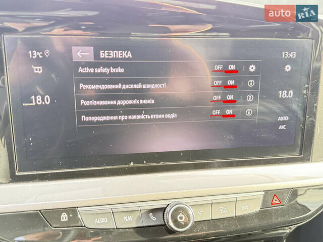 Зеленый Опель Mokka-e, объемом двигателя 0 л и пробегом 58 тыс. км за 17499 $, фото 51 на Automoto.ua